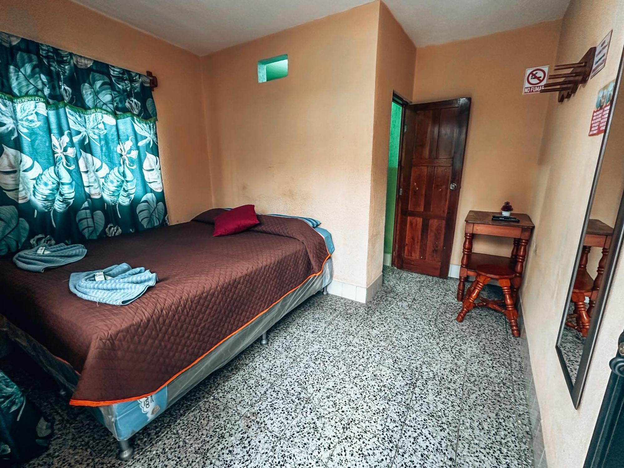 Hostal Sweet Dreams Panajachel Luaran gambar