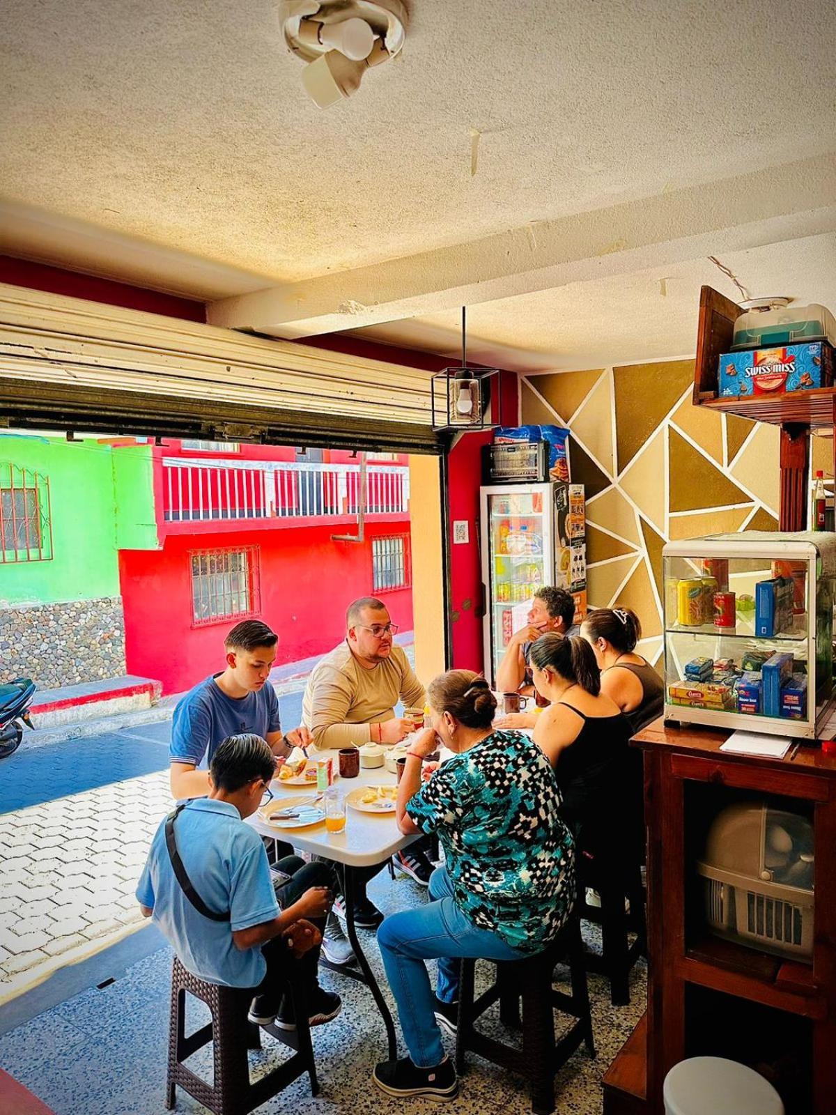 Hostal Sweet Dreams Panajachel Luaran gambar